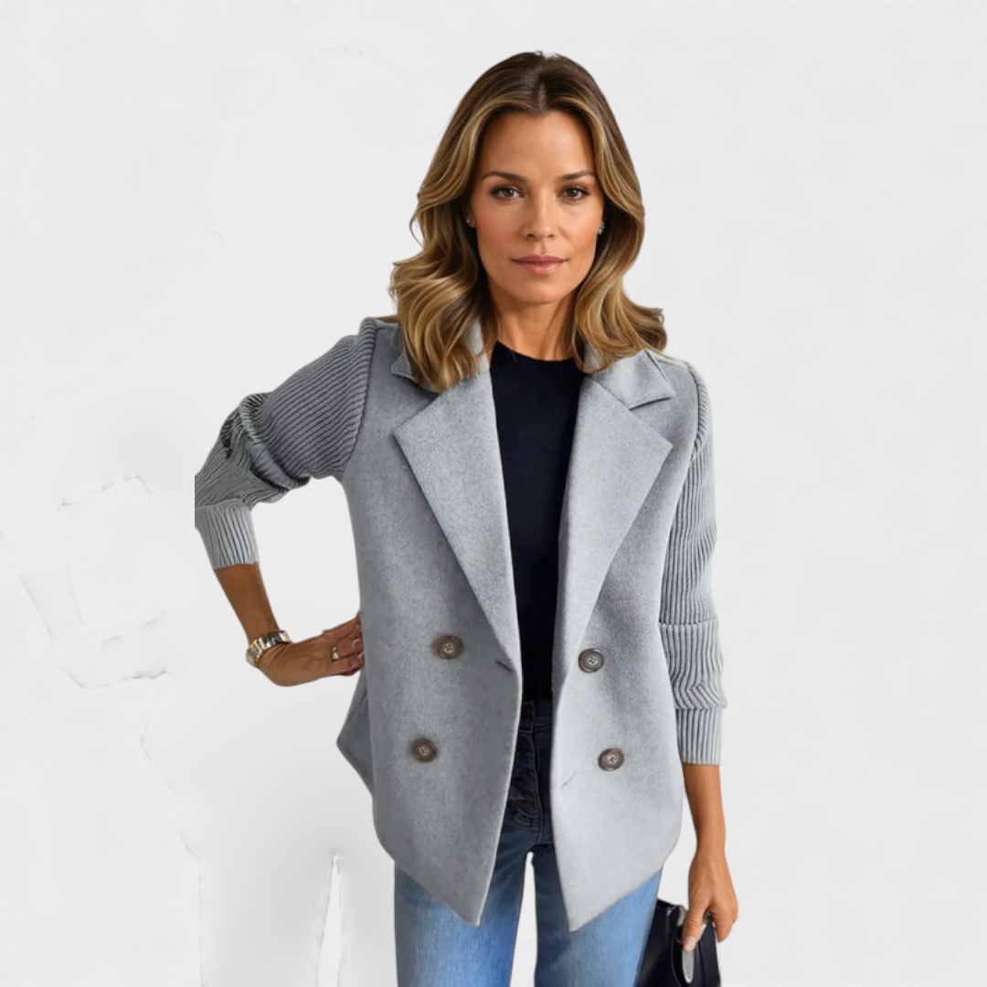 Anna | Vlněný blejzr s dvojitými knoflíky a pletenými rukávy